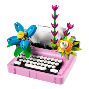 Lego Creator 3in1 Typewriter with Flowers 31169